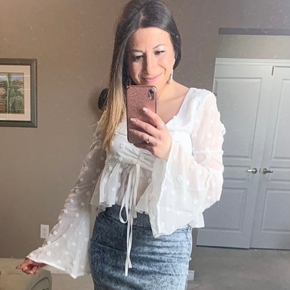 Sheer white cropped flared top - Picture 1 of 1